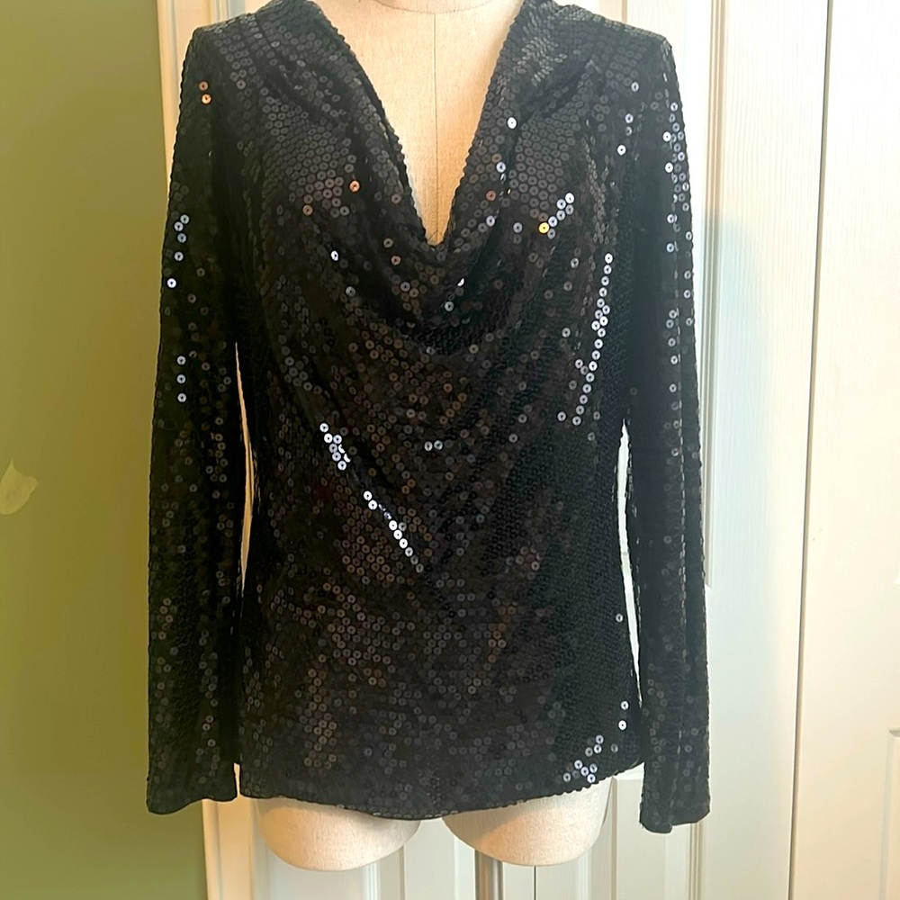 Micheal Kors sequence tip size Large, comfy